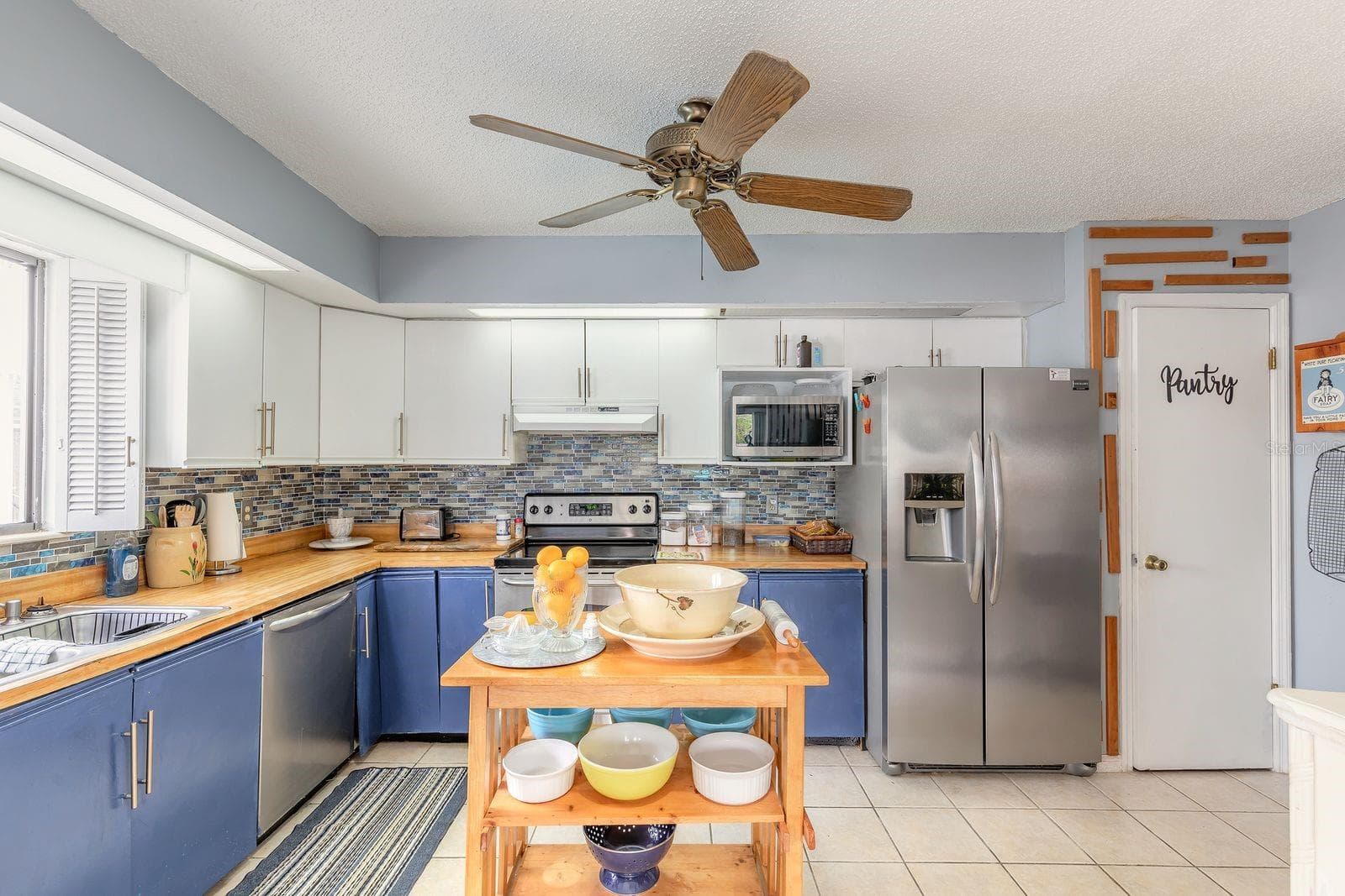 Single Family Residence at 3130 ROYAL PALM DR, EDGEWATER, photo 10 of 35