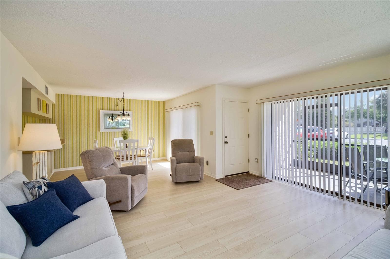 Condominium at 5476 SWIFT RD #19, SARASOTA, photo 7 of 34
