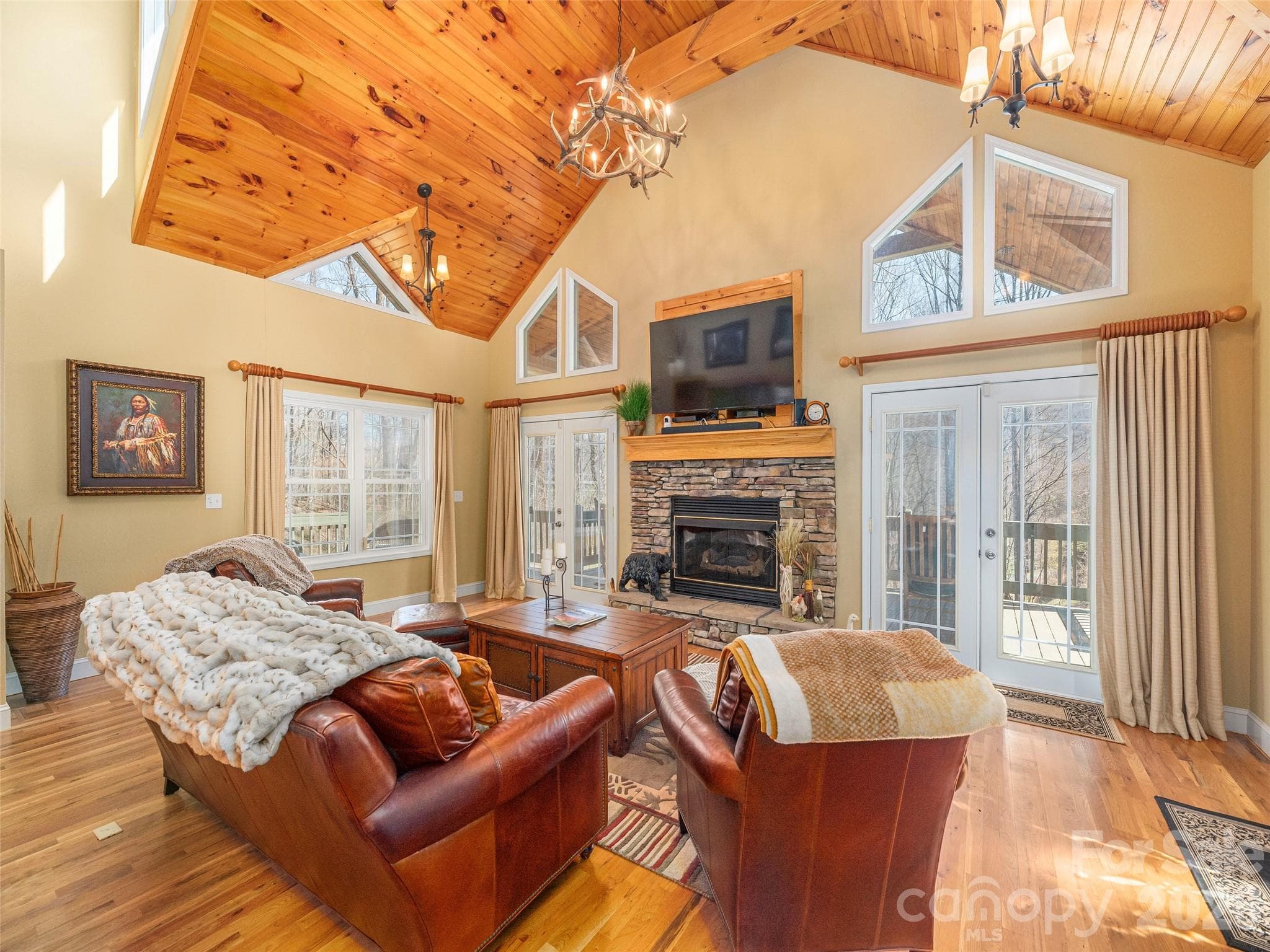Single Family Residence at 90 Lionheart Lane, Maggie Valley, photo 4 of 33