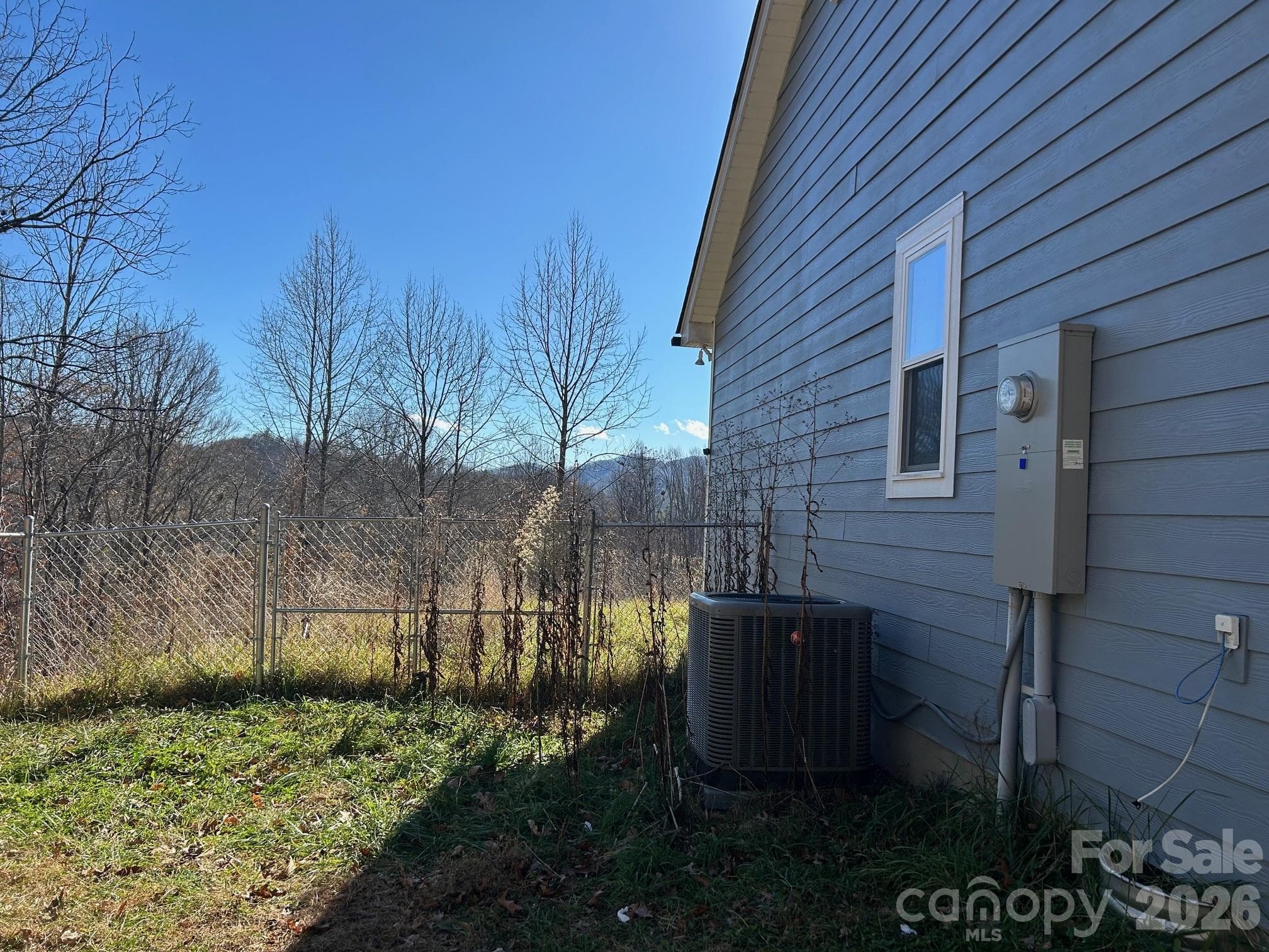 Single Family Residence at 170 Starry Night Lane, Marshall, photo 33 of 34
