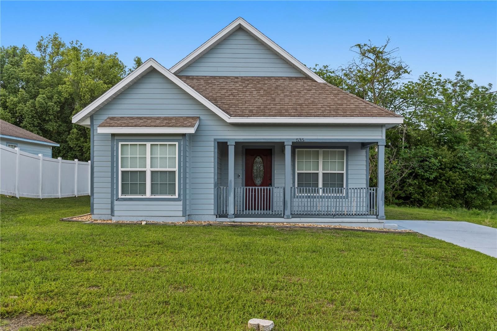 535 W SILVER SPRINGS PL