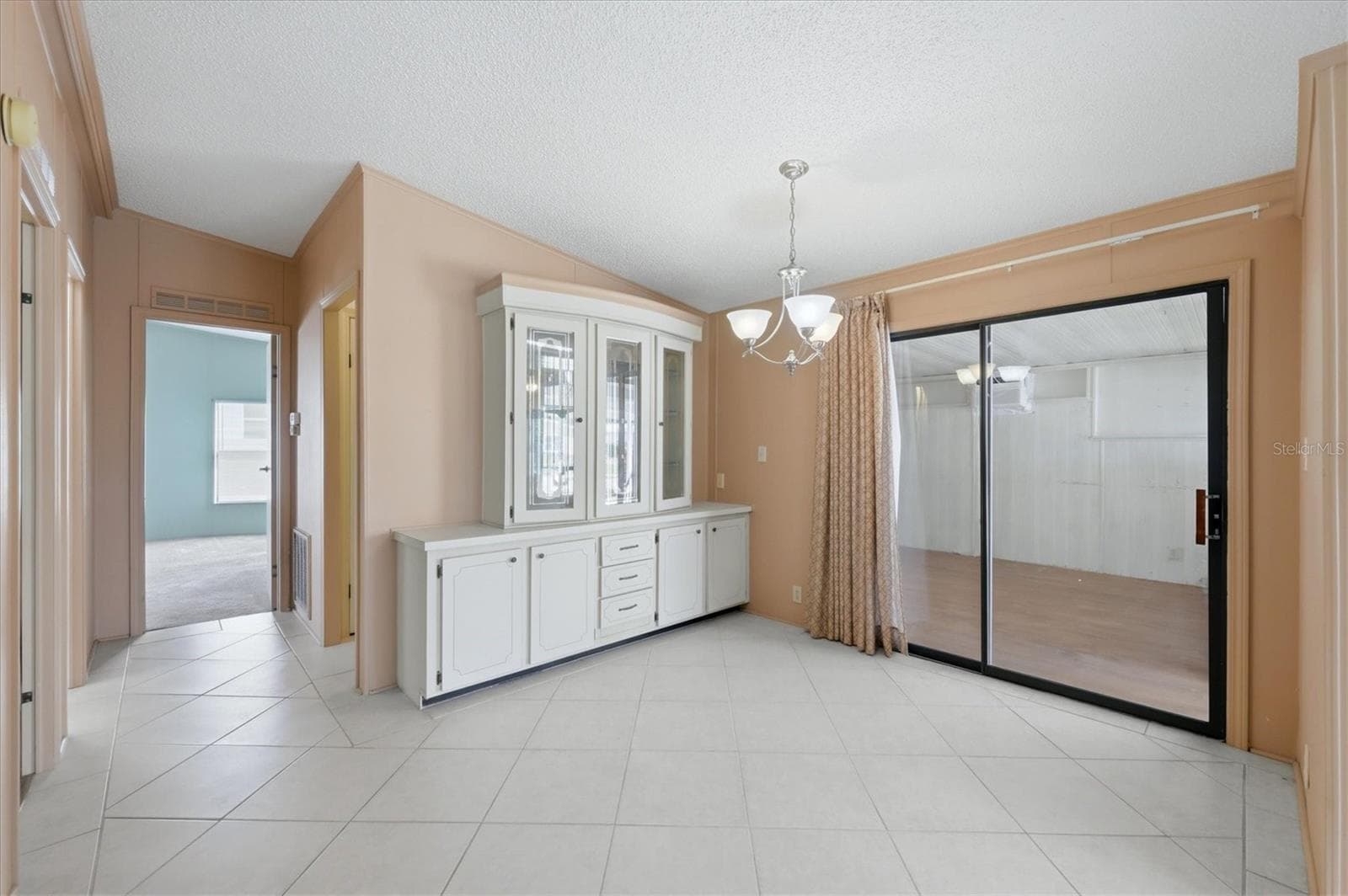 Dining Room - 8420 IMPERIAL CIR, PALMETTO