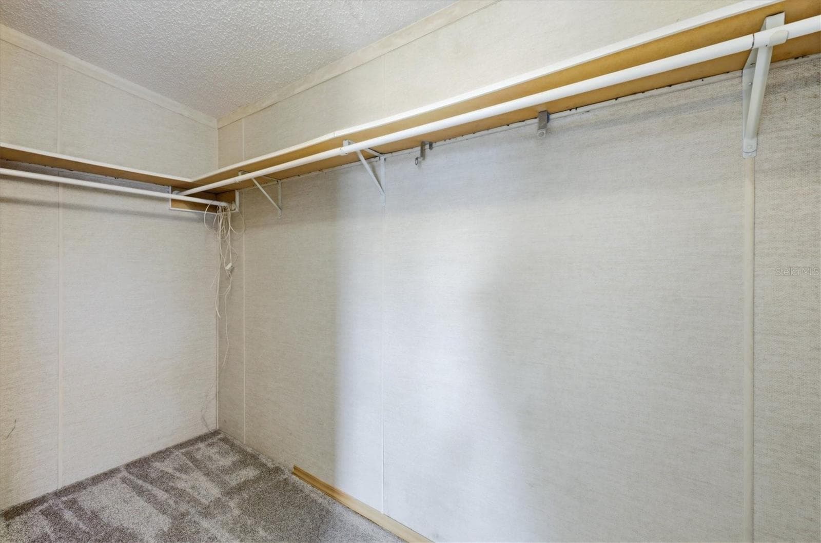 Closet - 8420 IMPERIAL CIR, PALMETTO