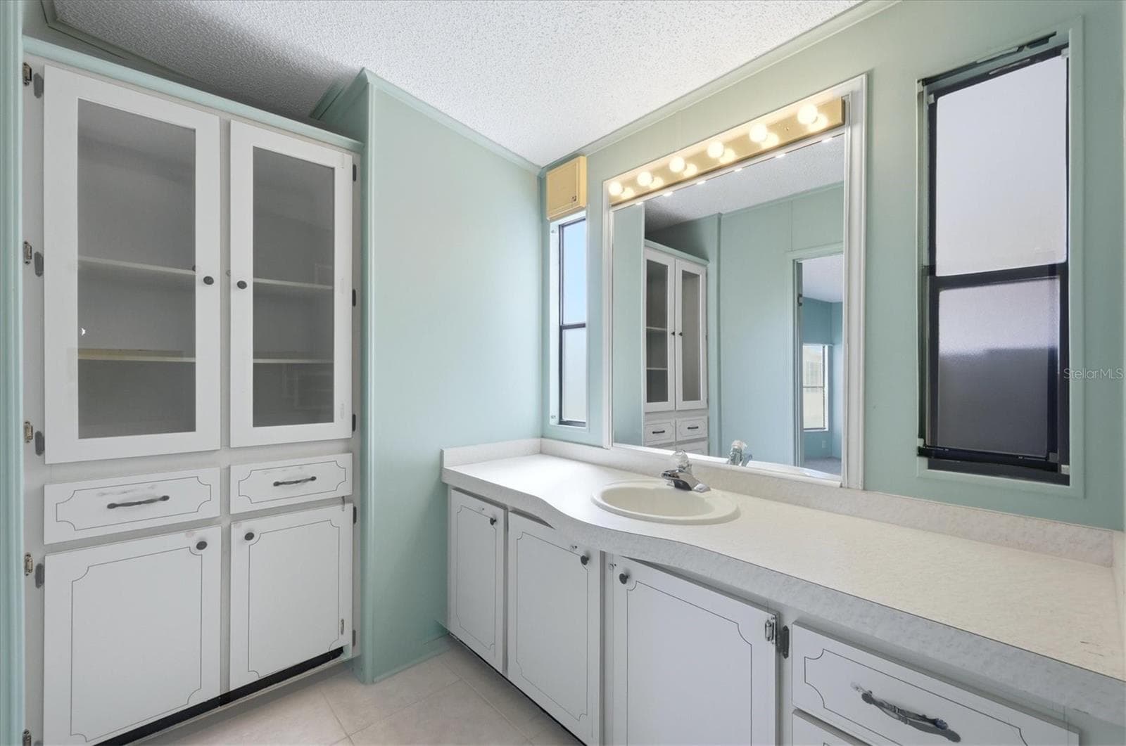 Primary Bathroom - 8420 IMPERIAL CIR, PALMETTO
