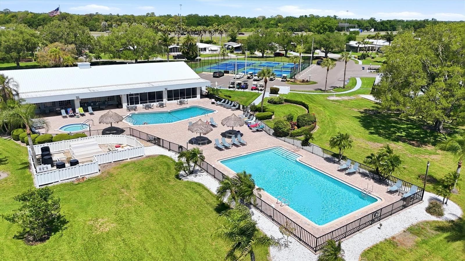 Aerial - Community Pool - 8420 IMPERIAL CIR, PALMETTO
