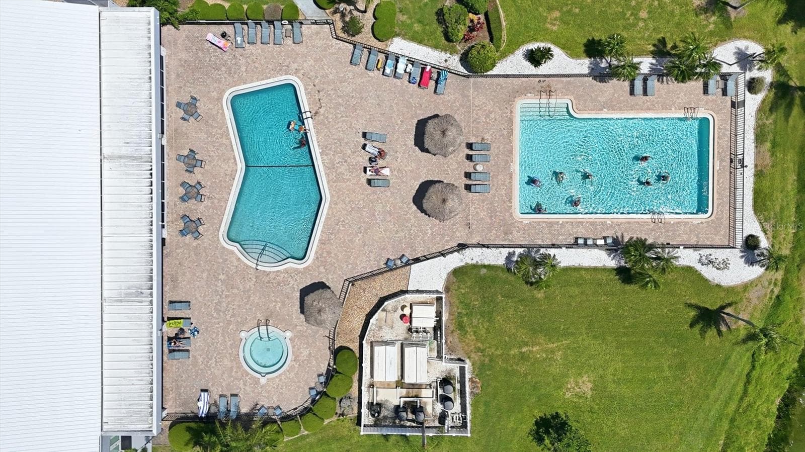 Aerial - Community Pool - 8420 IMPERIAL CIR, PALMETTO