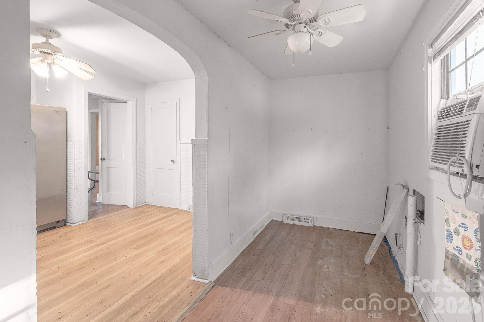Single Family Residence at Charlotte, photo 17 of 33
