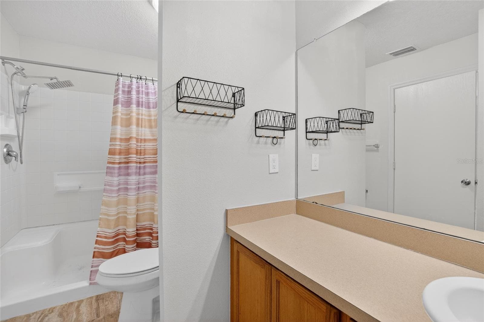Townhouse at 2605 OLEANDER LAKES DR, BRANDON, photo 28 of 68