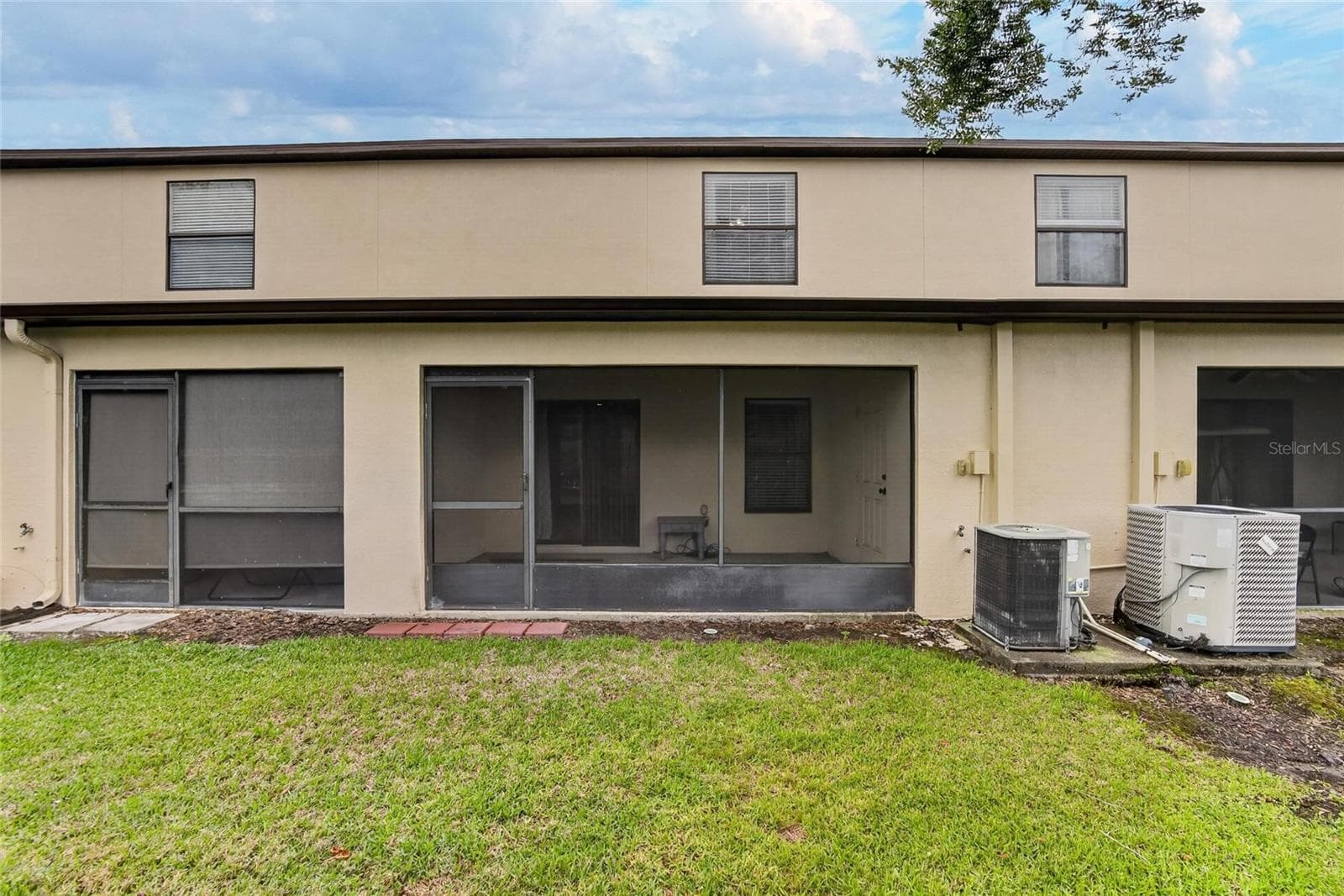 Townhouse at 2605 OLEANDER LAKES DR, BRANDON, photo 54 of 68