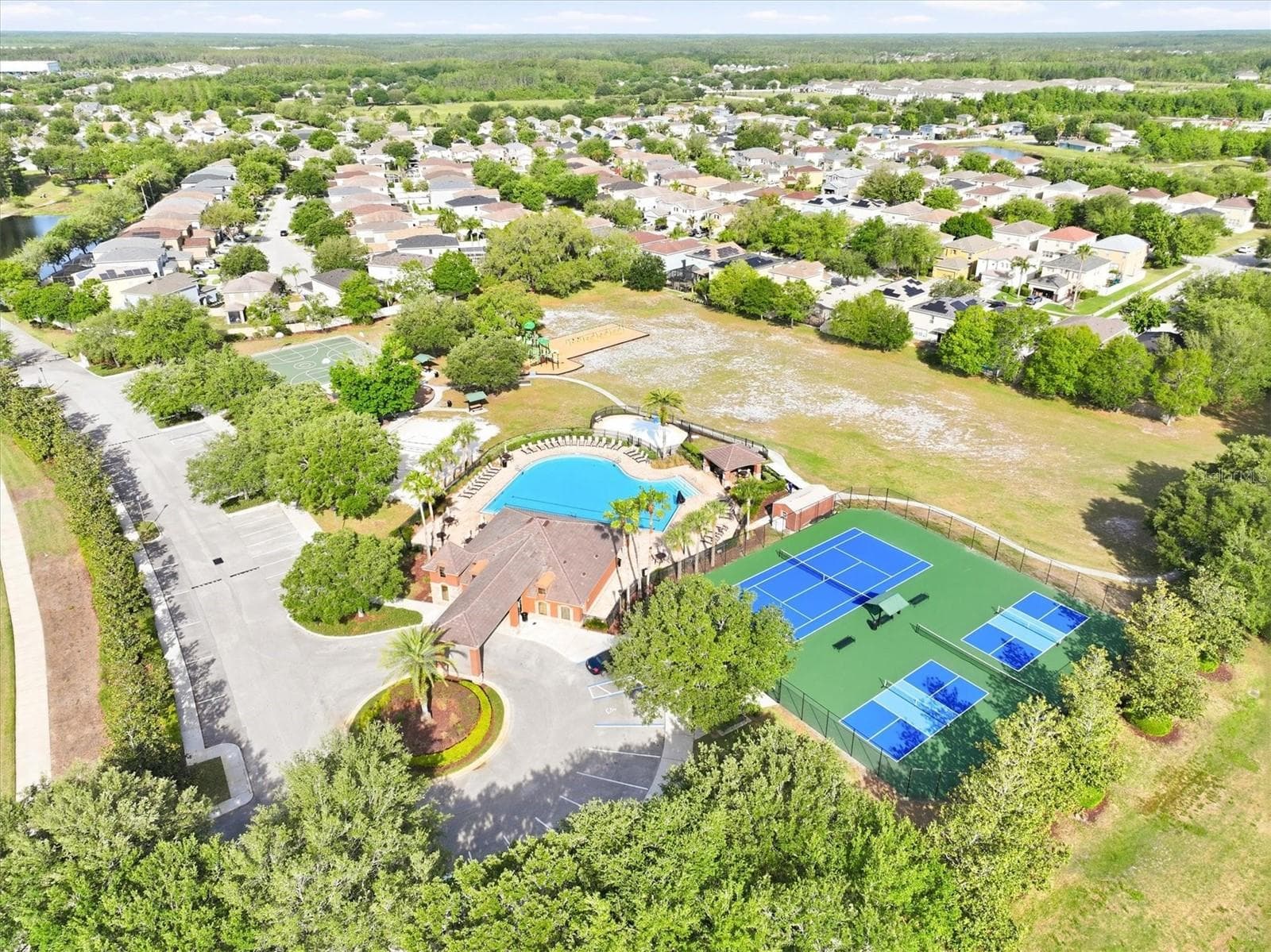 Community Center with Amenities Galore! - 3036 GIANNA WAY, LAND O LAKES