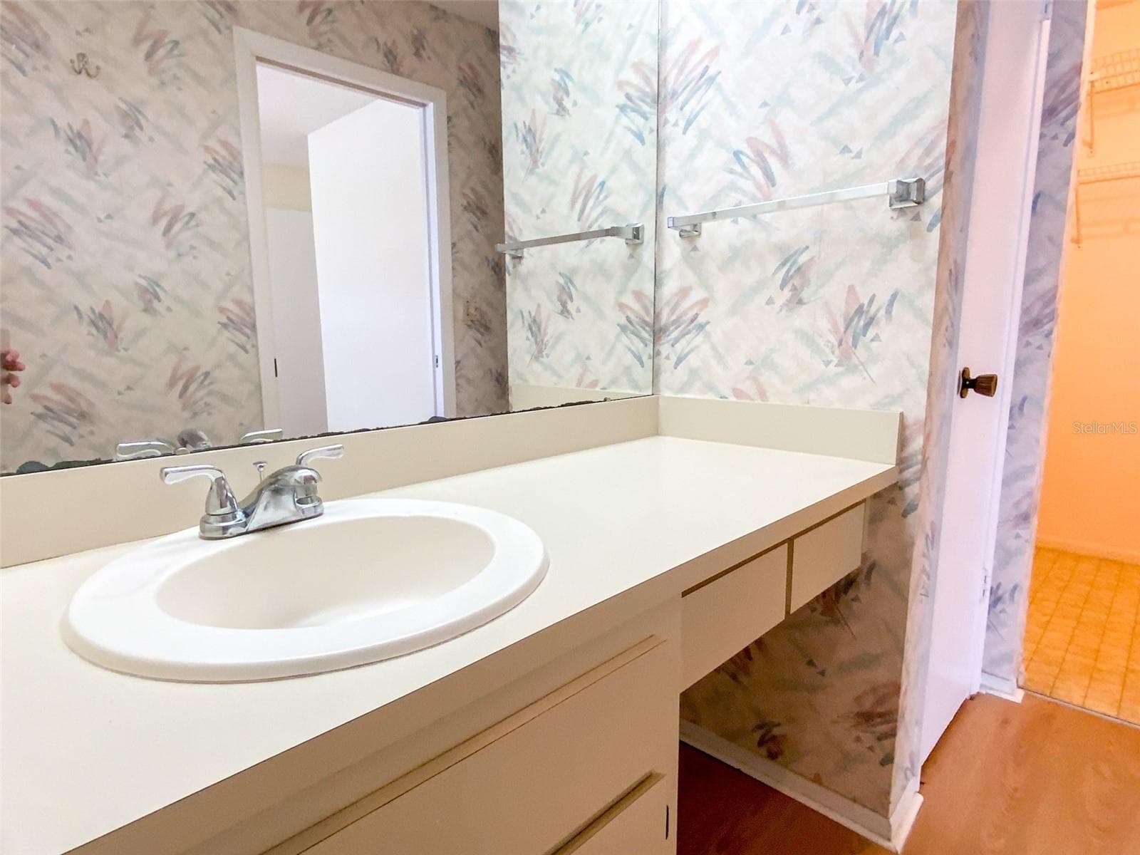 Primary Bathroom - 1125 MONTROSE PL, DUNEDIN