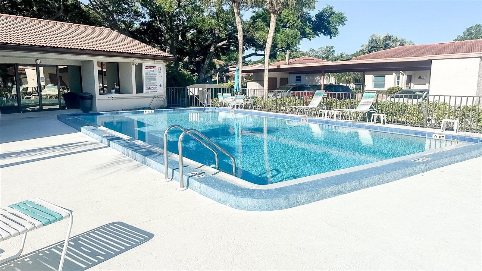 Heated Pool - 1125 MONTROSE PL, DUNEDIN