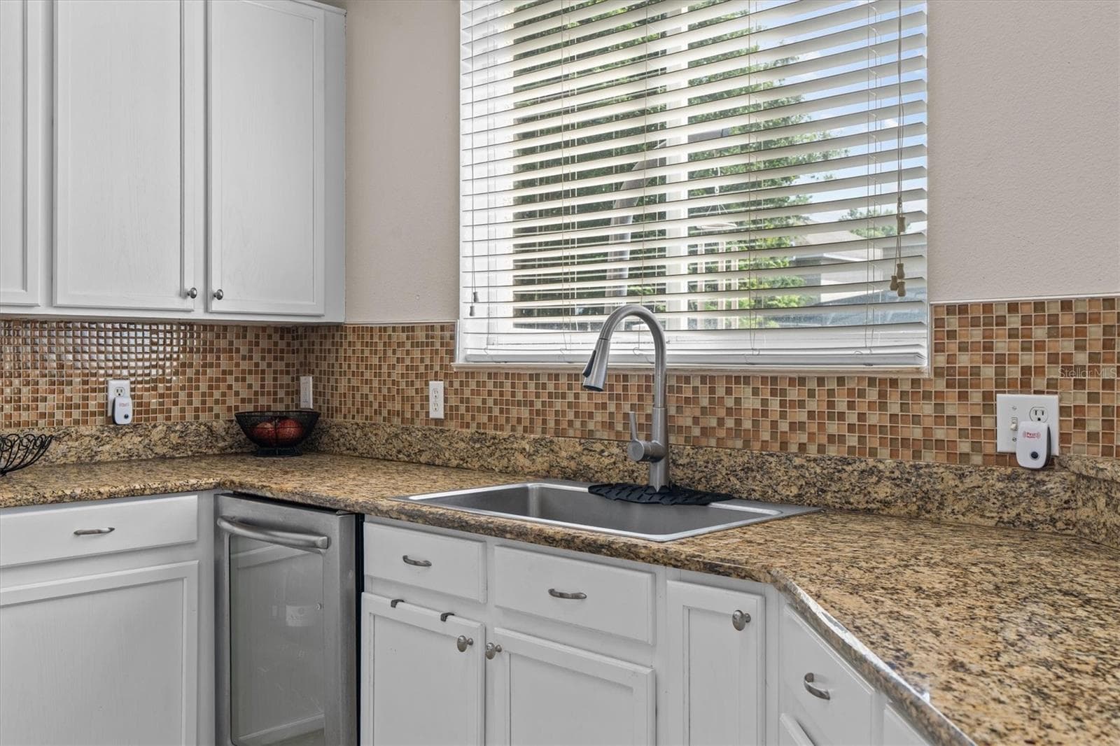 Single Family Residence at 12955 MOSS PARK RIDGE DR, ORLANDO, photo 15 of 43