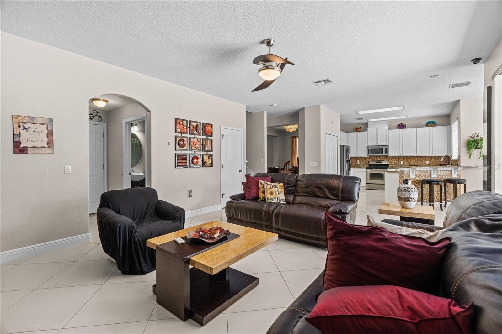 Single Family Residence at 12955 MOSS PARK RIDGE DR, ORLANDO, photo 17 of 43