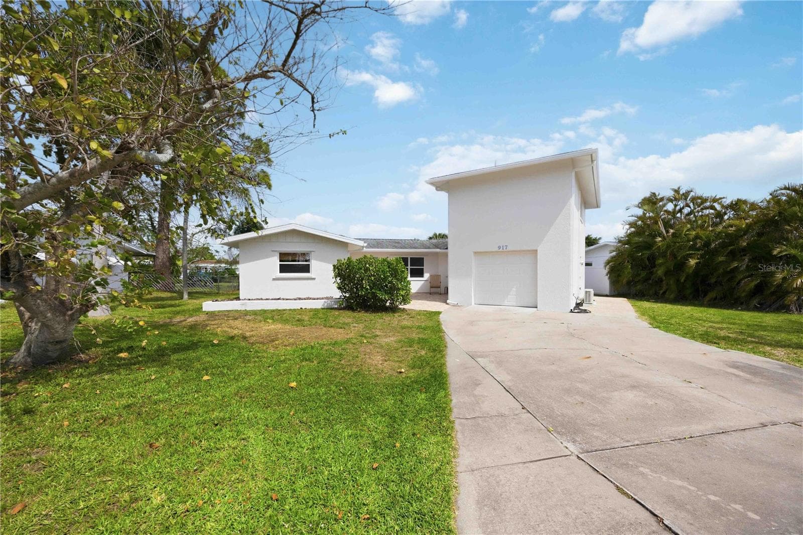 Single Family Residence at 917 CHURCH ST, VENICE, photo 15 of 66