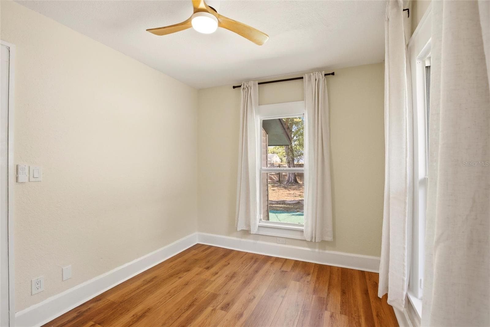 Single Family Residence at 4551 19TH AVE S, ST PETERSBURG, photo 21 of 33