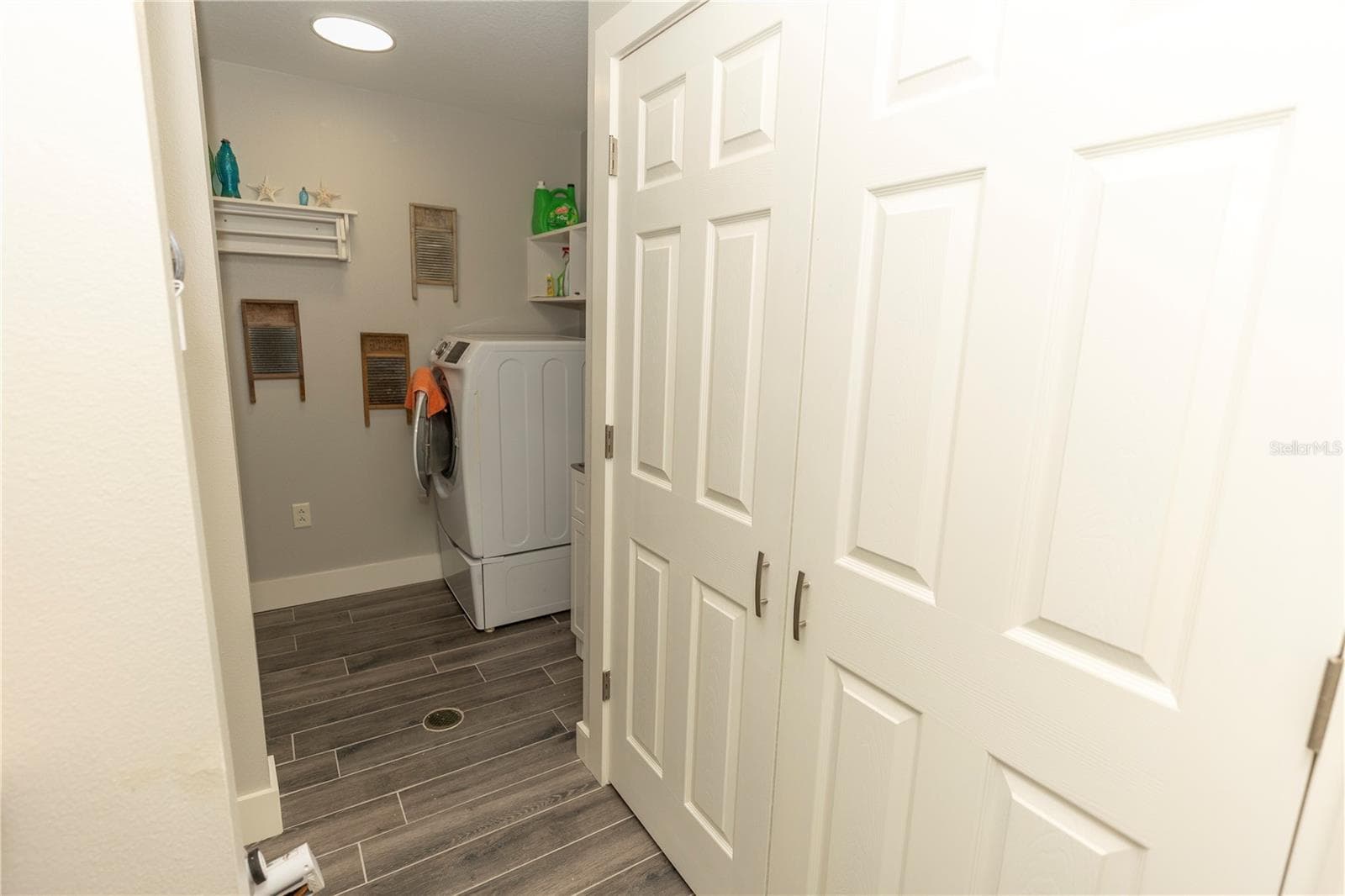 Condominium at 9203 GRIGGS RD #D302, ENGLEWOOD, photo 41 of 75