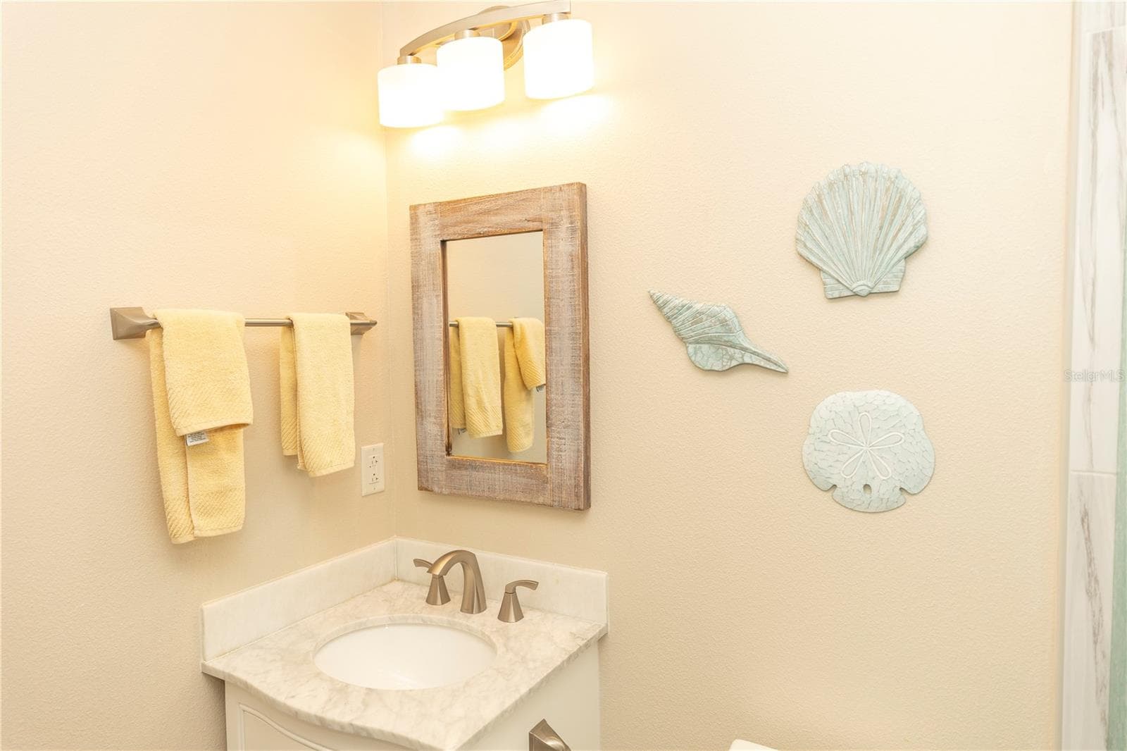 Condominium at 9203 GRIGGS RD #D302, ENGLEWOOD, photo 43 of 75