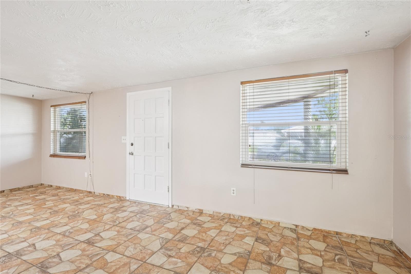 Living room - 3548 DARLINGTON RD, HOLIDAY