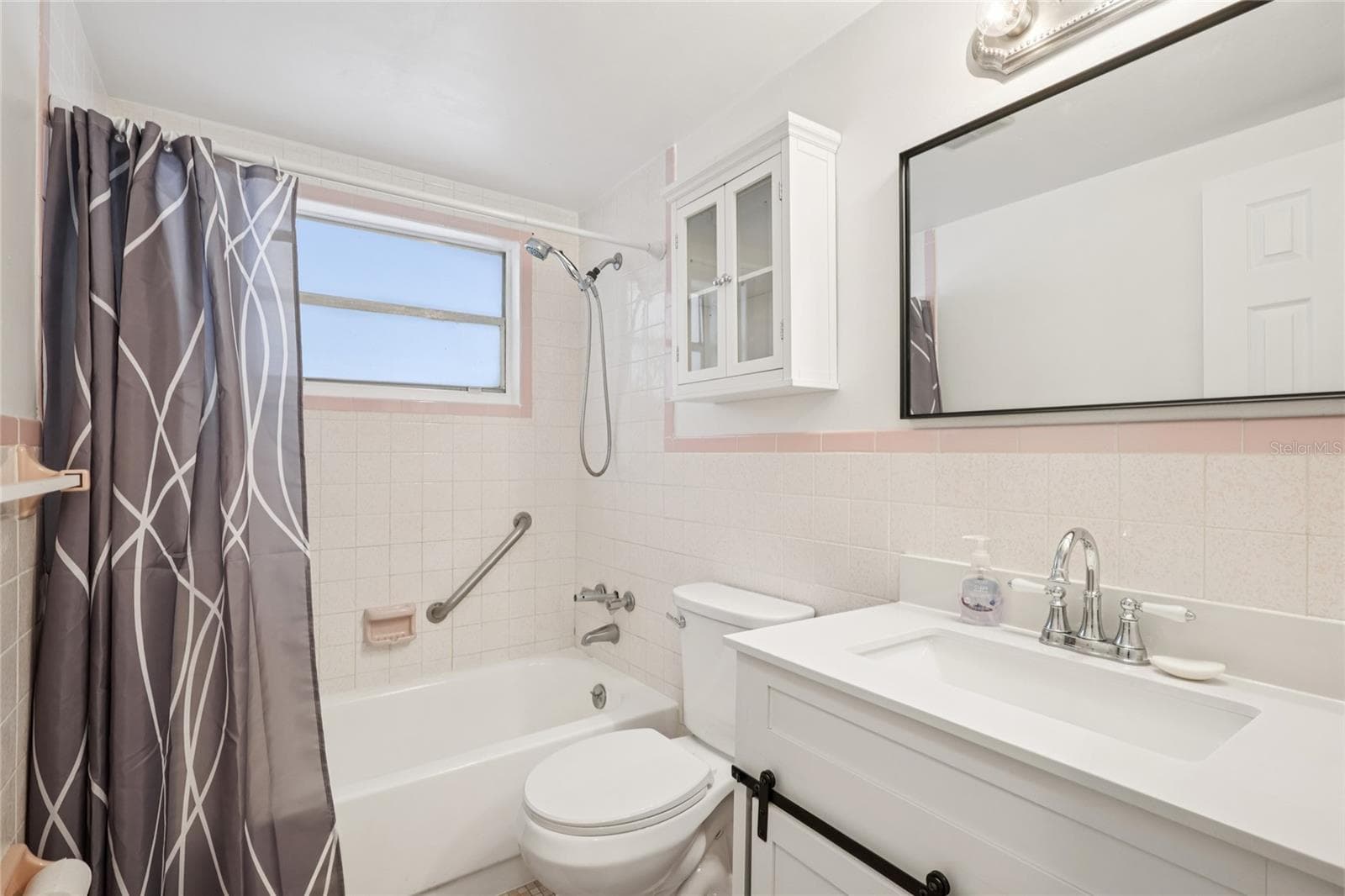 Second bathroom - 3548 DARLINGTON RD, HOLIDAY