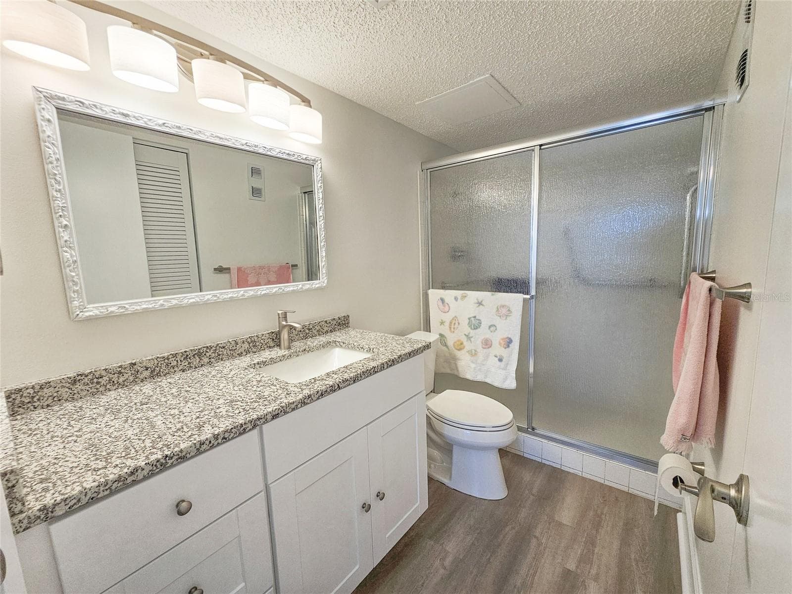 Primary Bath. - 5980 SHORE BLVD S #405, GULFPORT