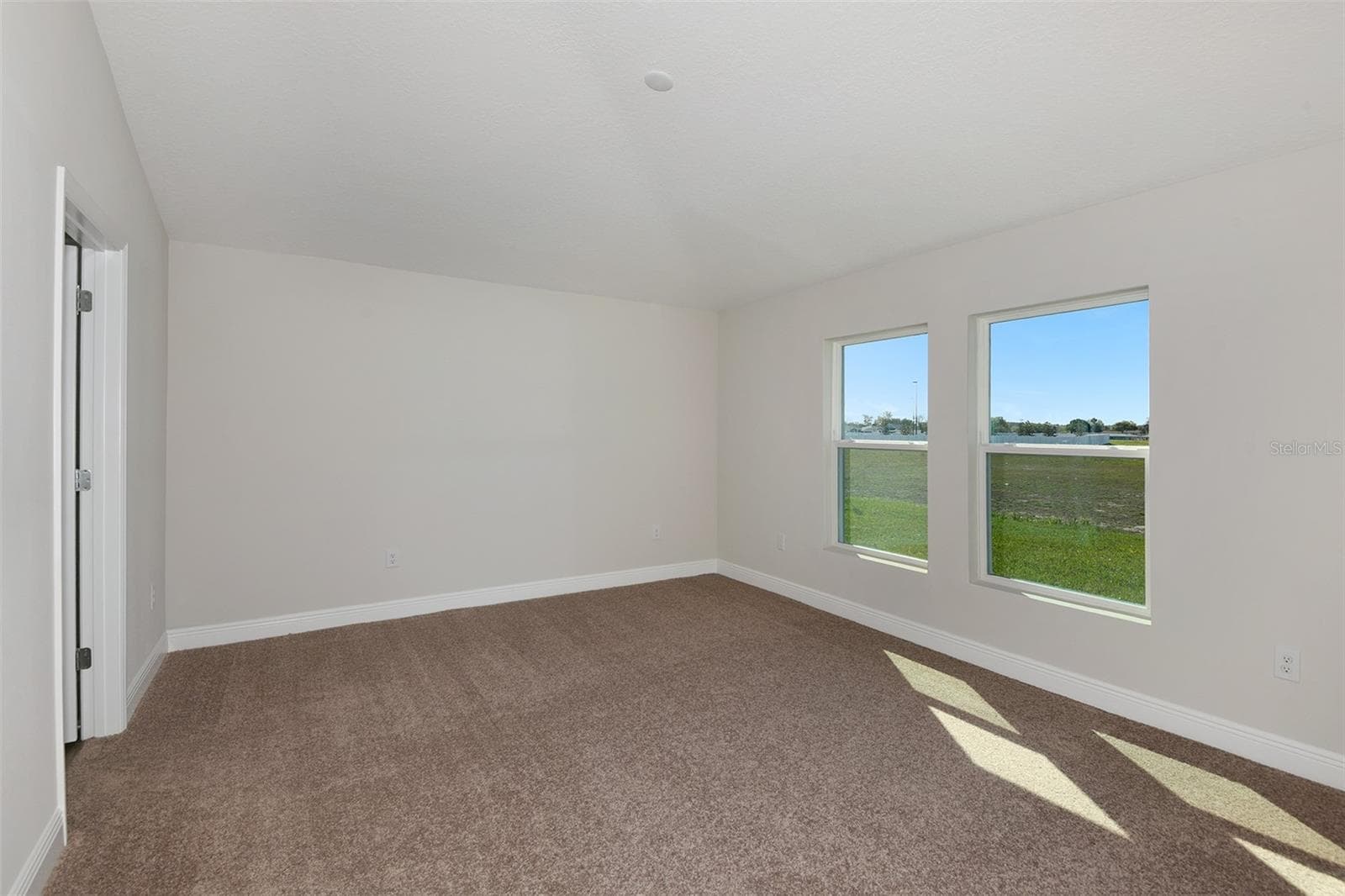 Single Family Residence at 6153 SW 97TH ST, OCALA, photo 4 of 26
