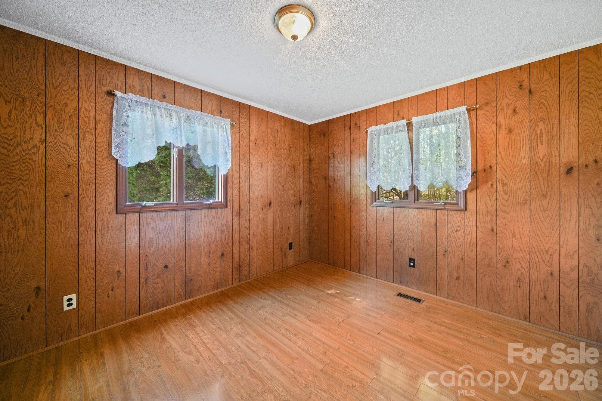 Single Family Residence at Statesville, photo 16 of 35