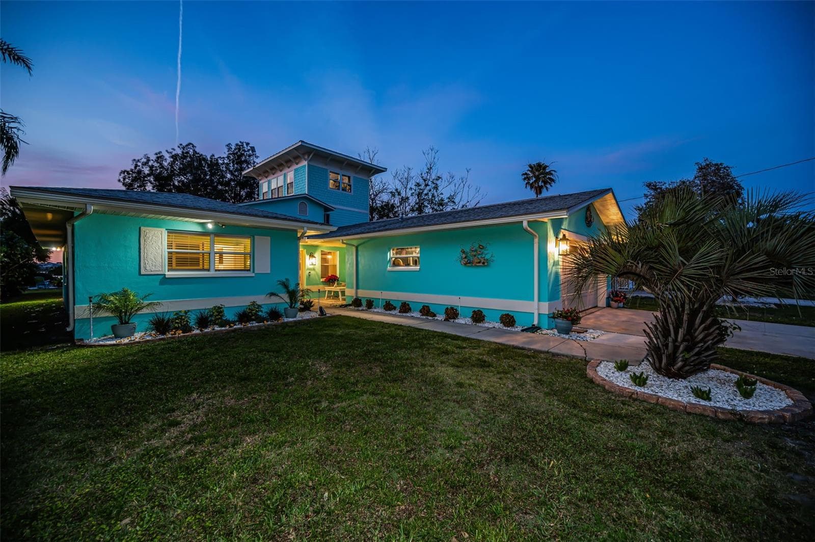 Single Family Residence at 1626 SEA BREEZE DR, TARPON SPRINGS, photo 11 of 100