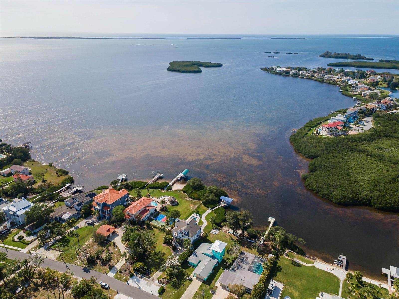 Single Family Residence at 1626 SEA BREEZE DR, TARPON SPRINGS, photo 12 of 100