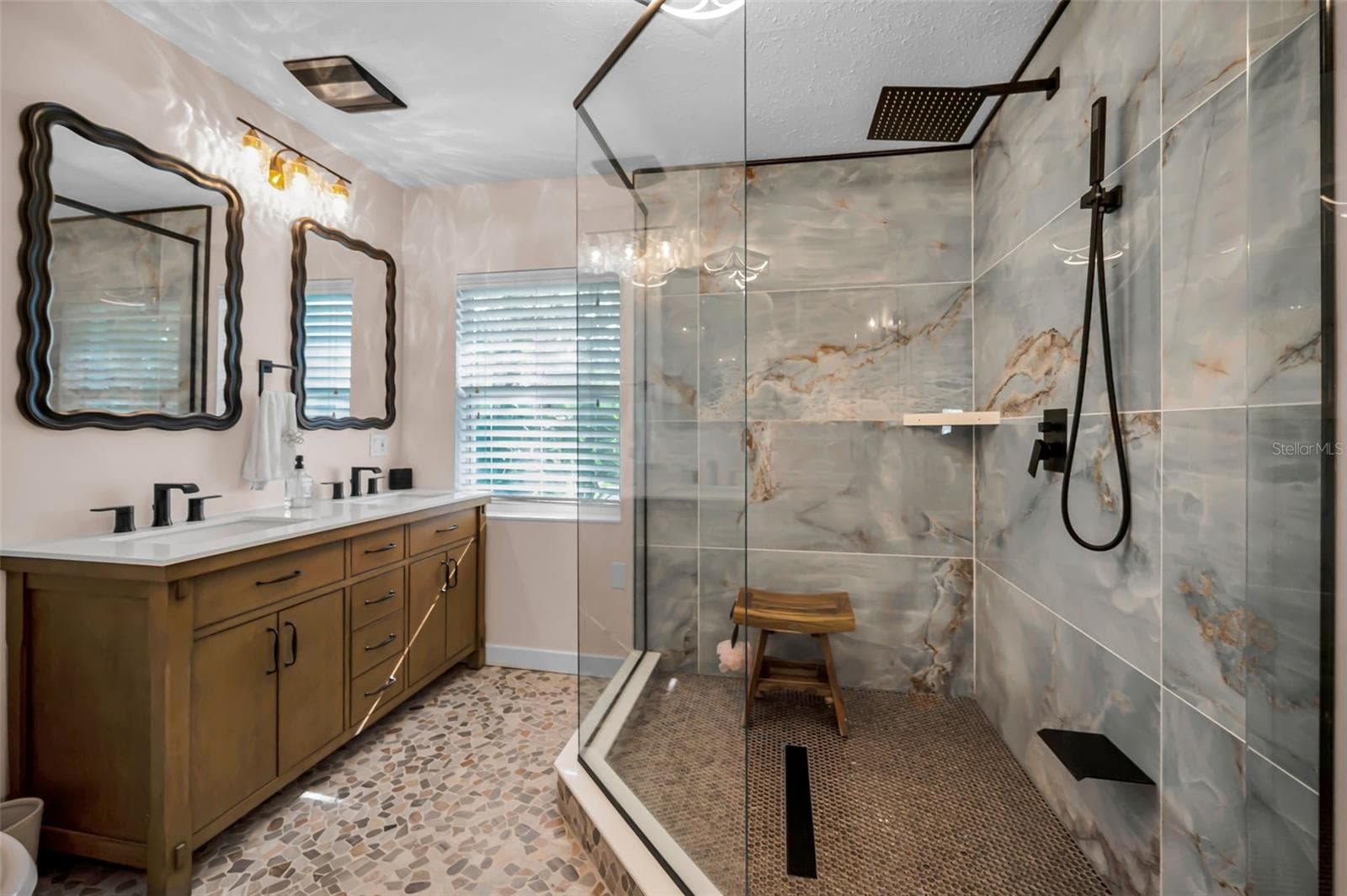 Single Family Residence at 1626 SEA BREEZE DR, TARPON SPRINGS, photo 42 of 100