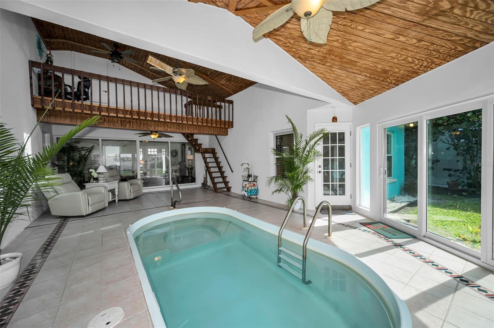 What a great place to relax in!! - 1626 SEA BREEZE DR, TARPON SPRINGS