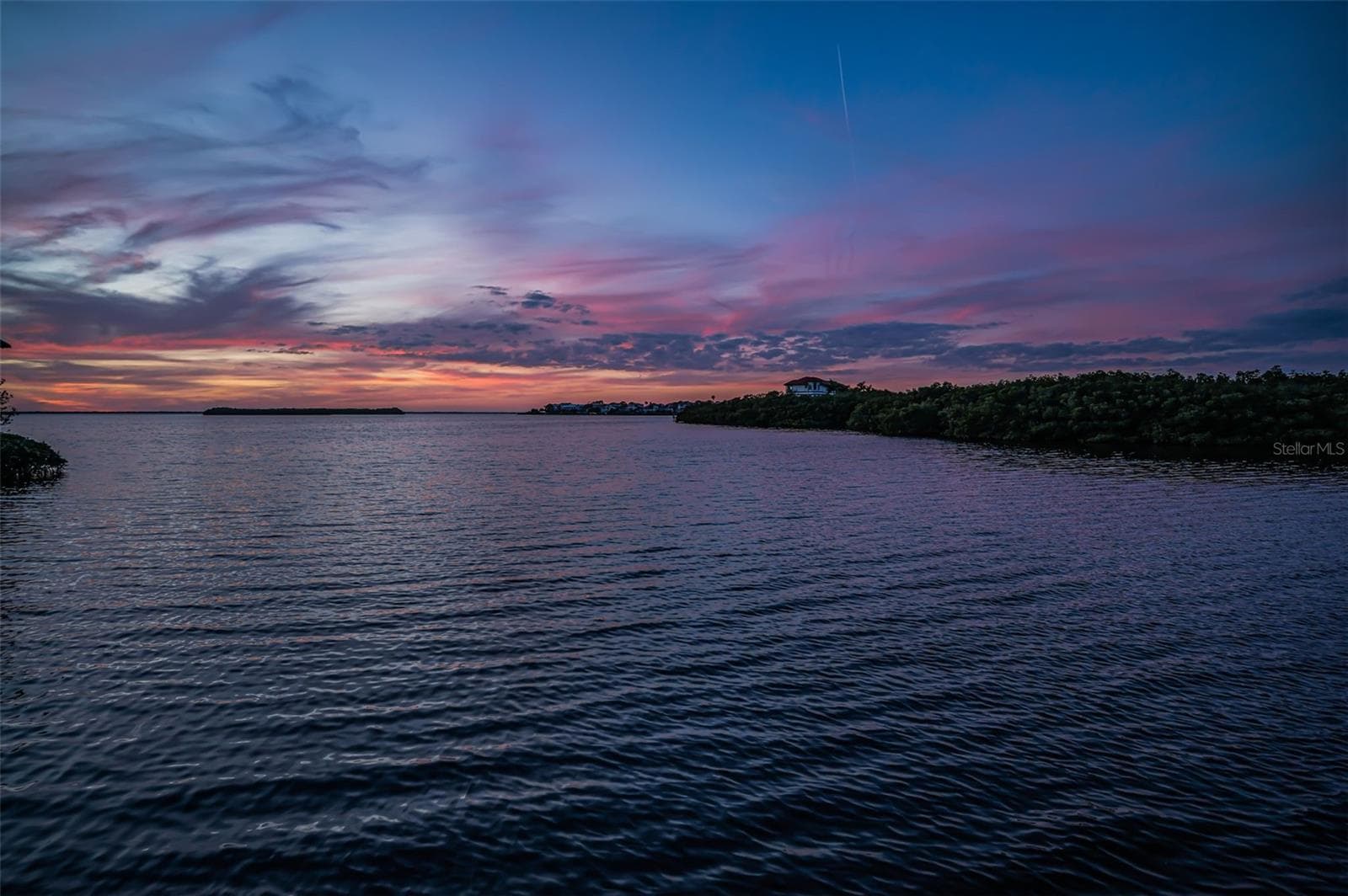 The sunsets are so incising - 1626 SEA BREEZE DR, TARPON SPRINGS