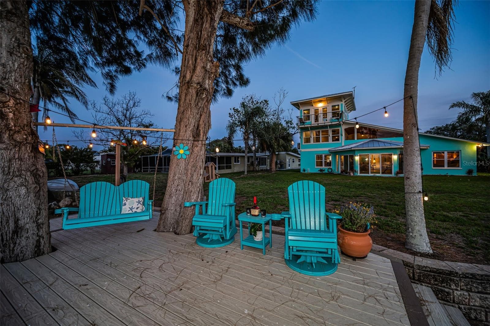 Its 5 o'clock somewhere! - 1626 SEA BREEZE DR, TARPON SPRINGS