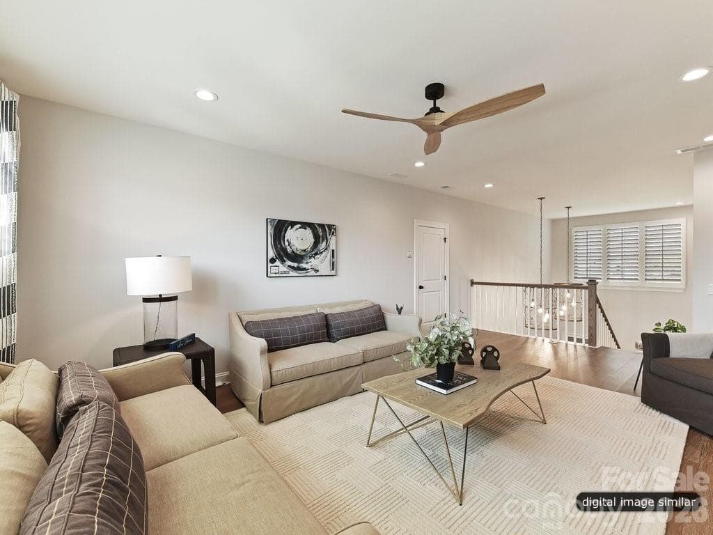Single Family Residence at 3137 Country Club Drive, Charlotte, photo 28 of 39