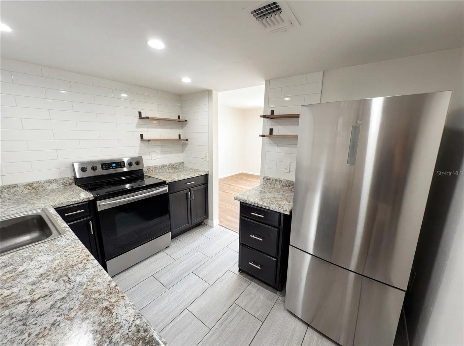 Condominium at 240 MOREE LOOP #3, WINTER SPRINGS, photo 6 of 24
