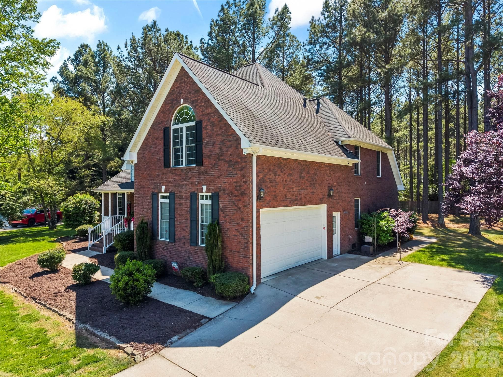 Single Family Residence at 443 Crowders Bluff Court, Clover, photo 5 of 46