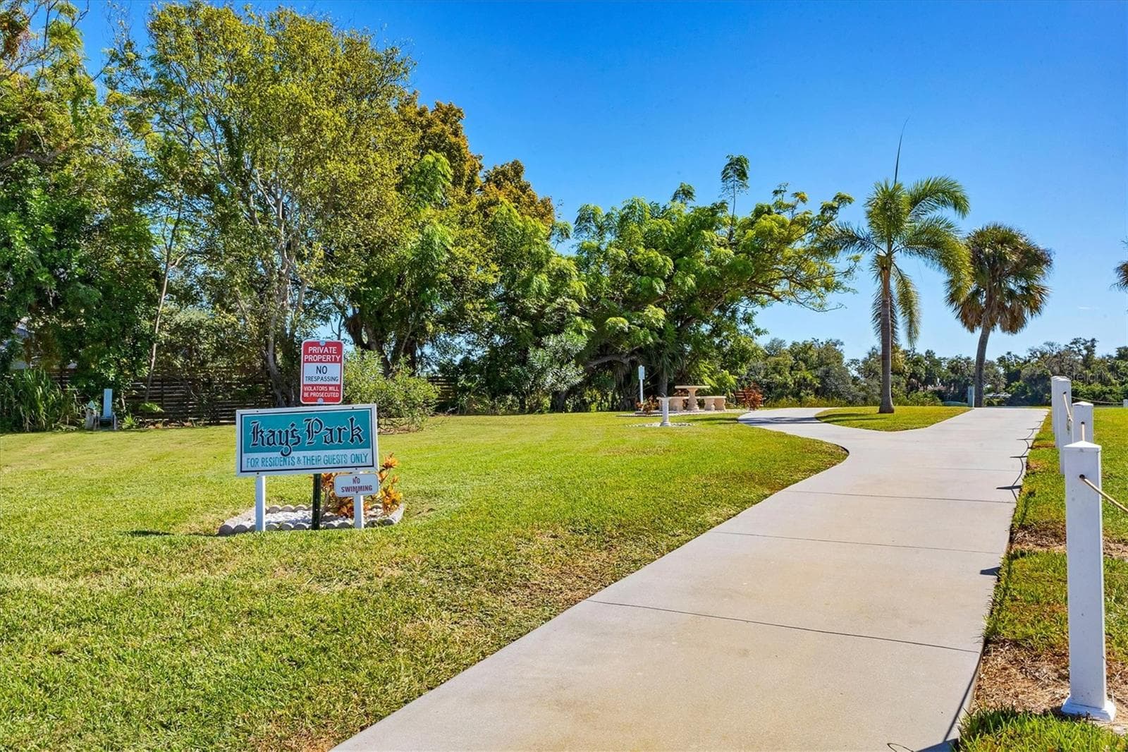 Kays Park on Nature Lake - 1419 41ST AVE E, ELLENTON
