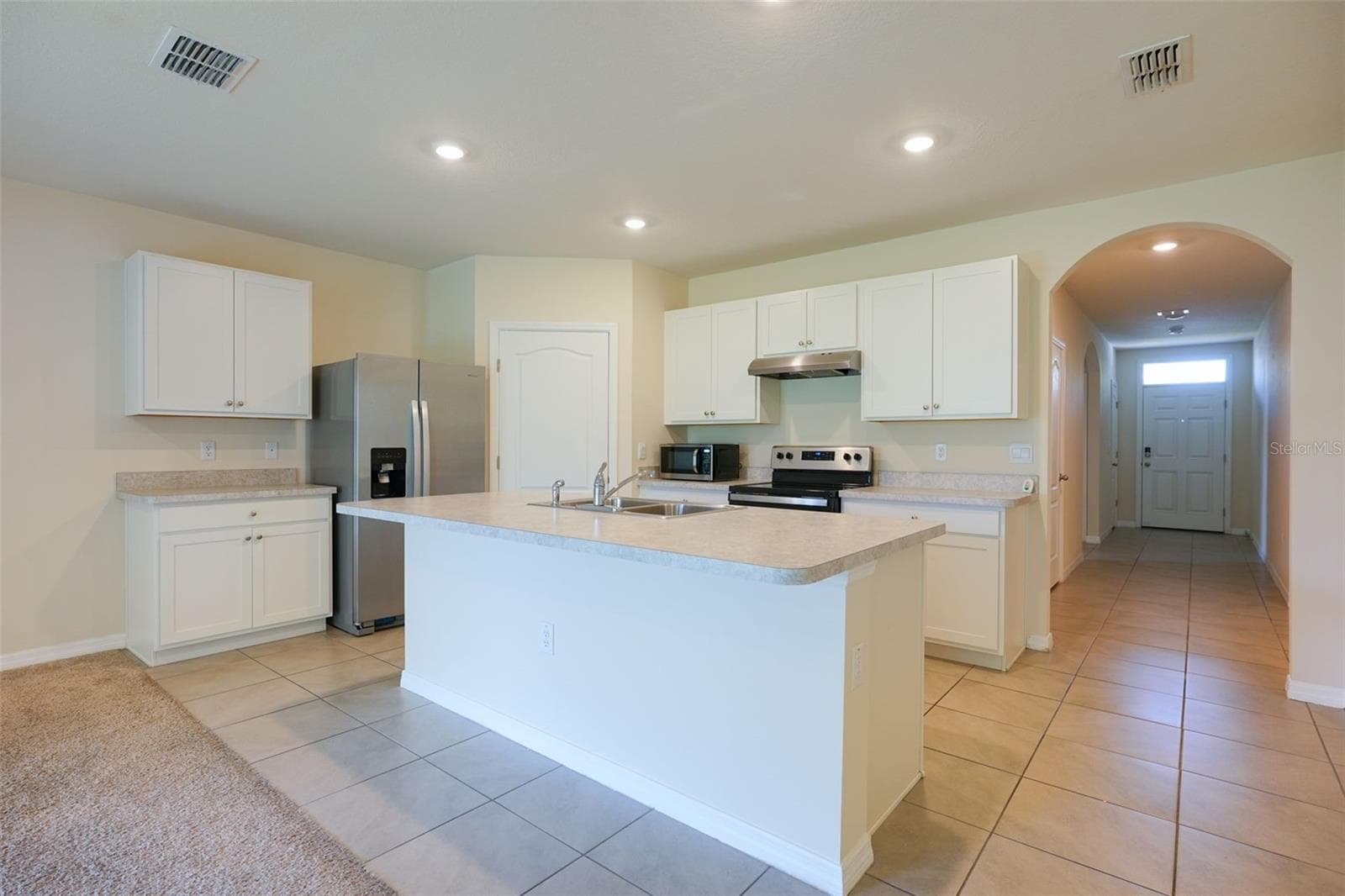 Single Family Residence at 660 COTULLA DR, KISSIMMEE, photo 5 of 25
