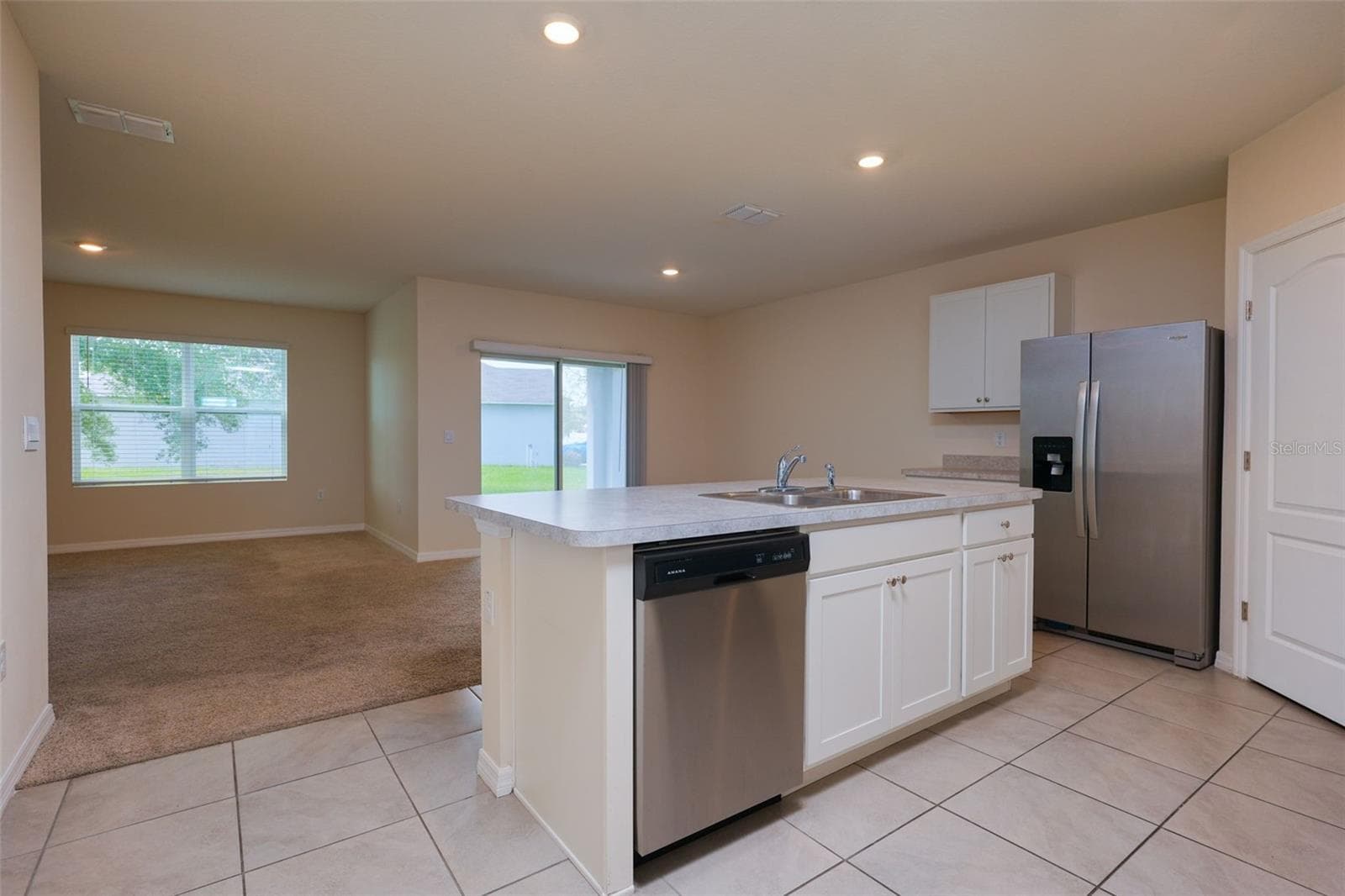 Single Family Residence at 660 COTULLA DR, KISSIMMEE, photo 10 of 25