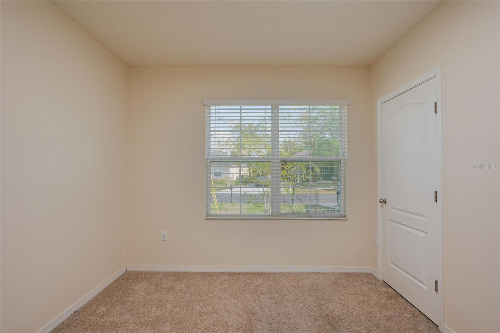 Single Family Residence at 660 COTULLA DR, KISSIMMEE, photo 14 of 25