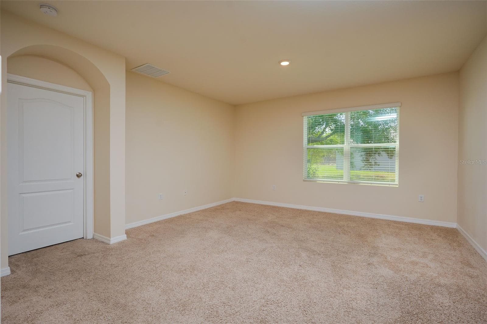 Single Family Residence at 660 COTULLA DR, KISSIMMEE, photo 15 of 25