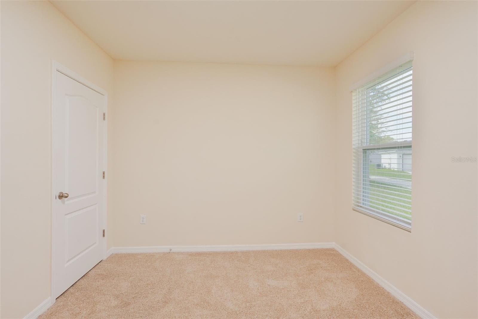 Single Family Residence at 660 COTULLA DR, KISSIMMEE, photo 18 of 25
