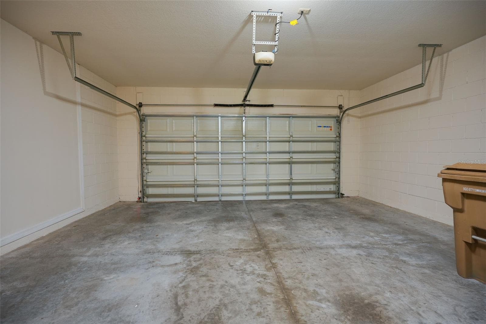 Single Family Residence at 660 COTULLA DR, KISSIMMEE, photo 22 of 25