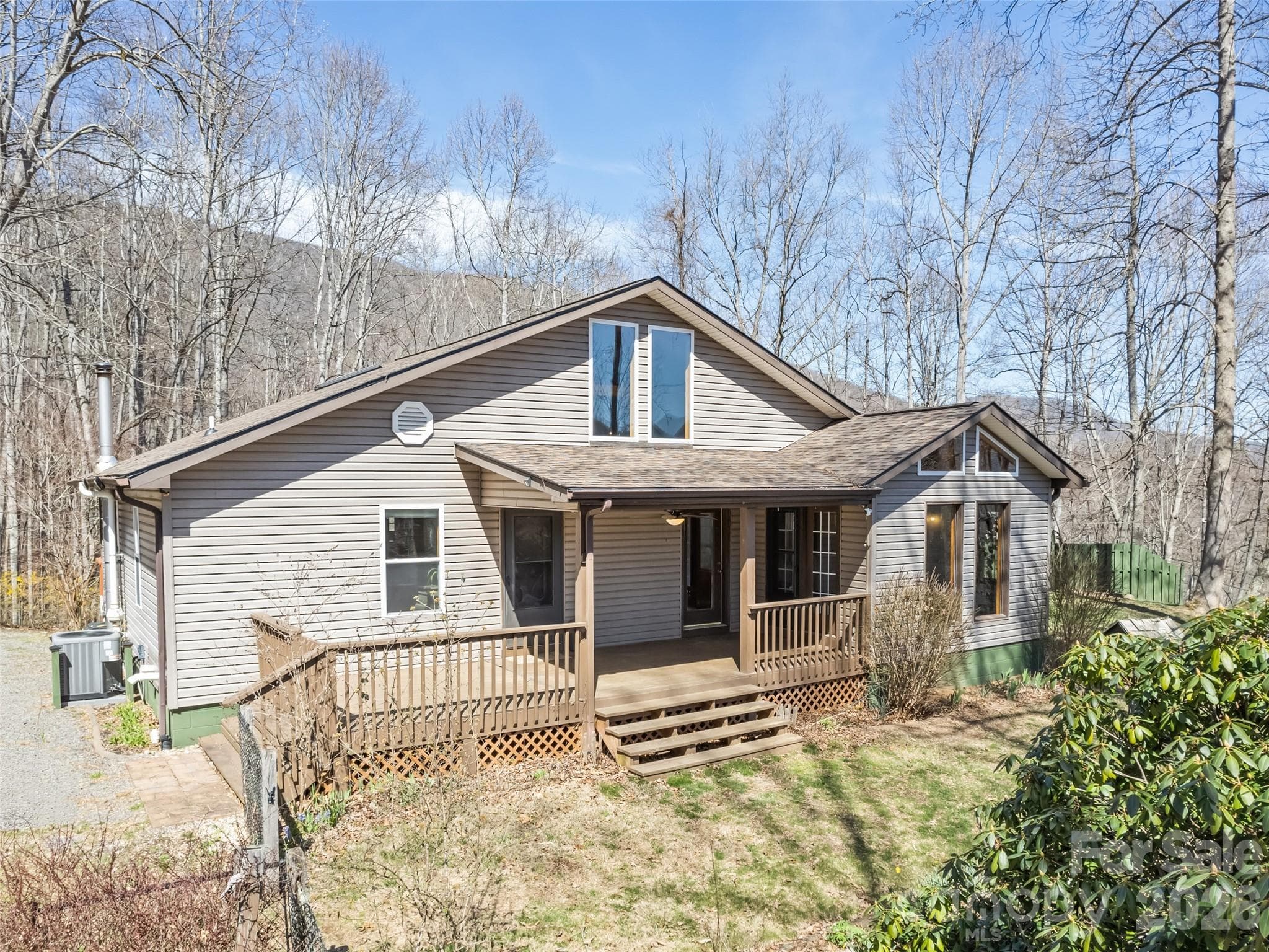Single Family Residence at 401 Tipstill Cove, Waynesville, photo 28 of 40