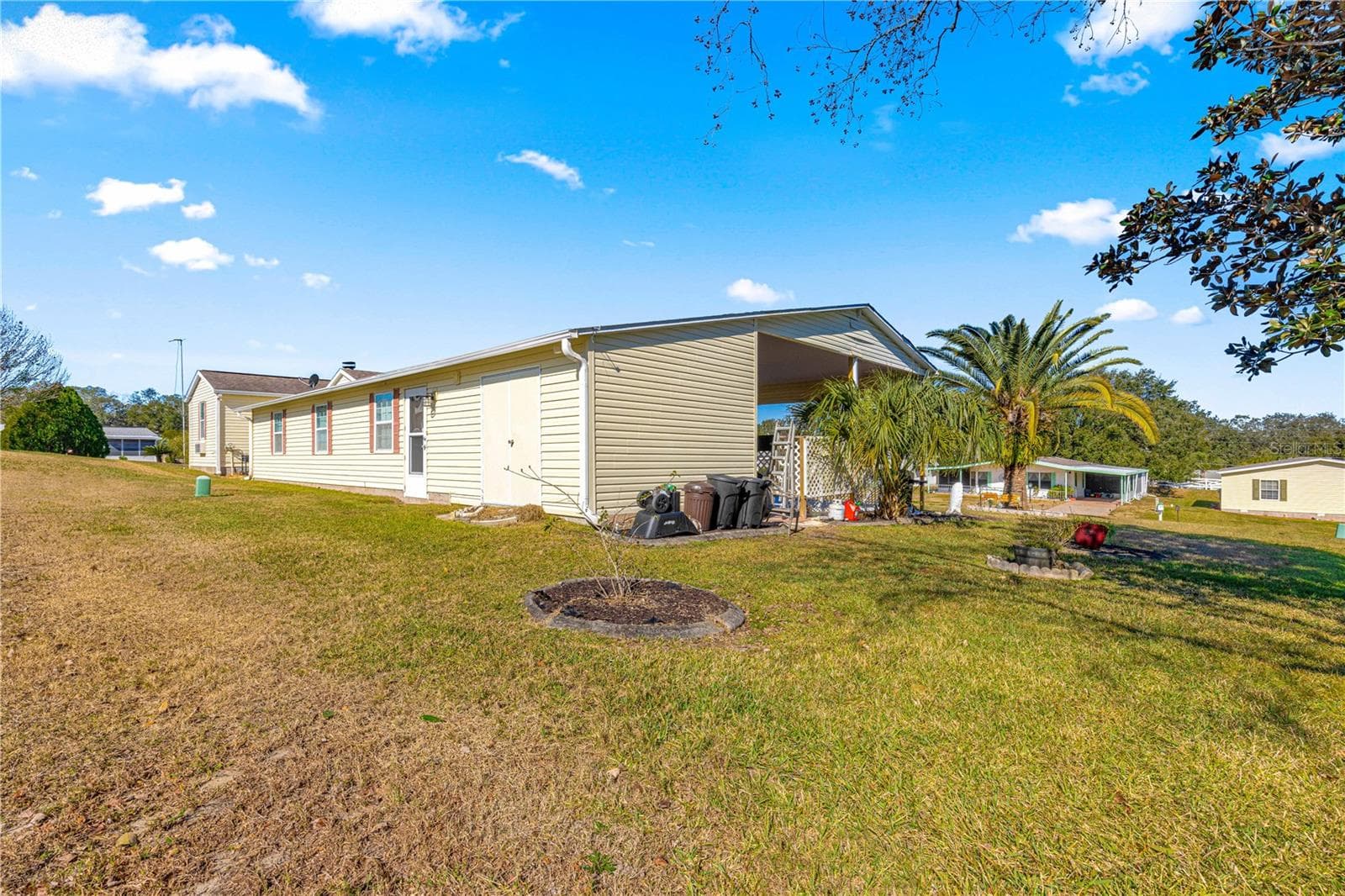 Manufactured Home at 9630 SE 165TH LN, SUMMERFIELD, photo 15 of 19