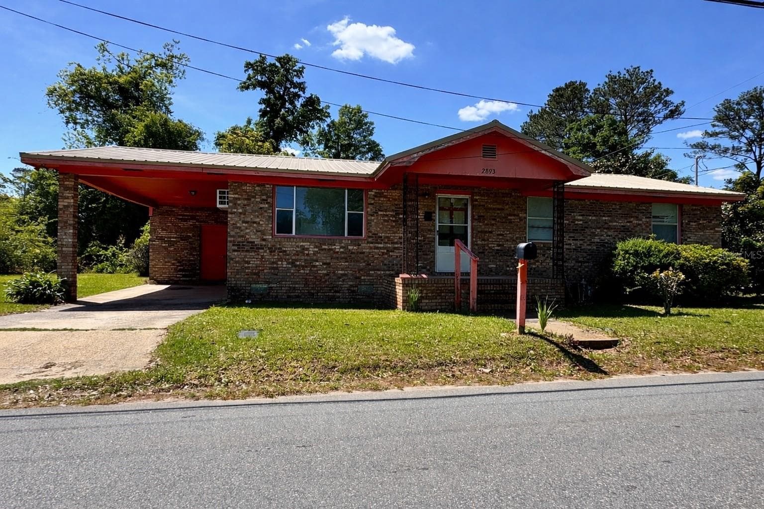 2893 EVA MAE ST
