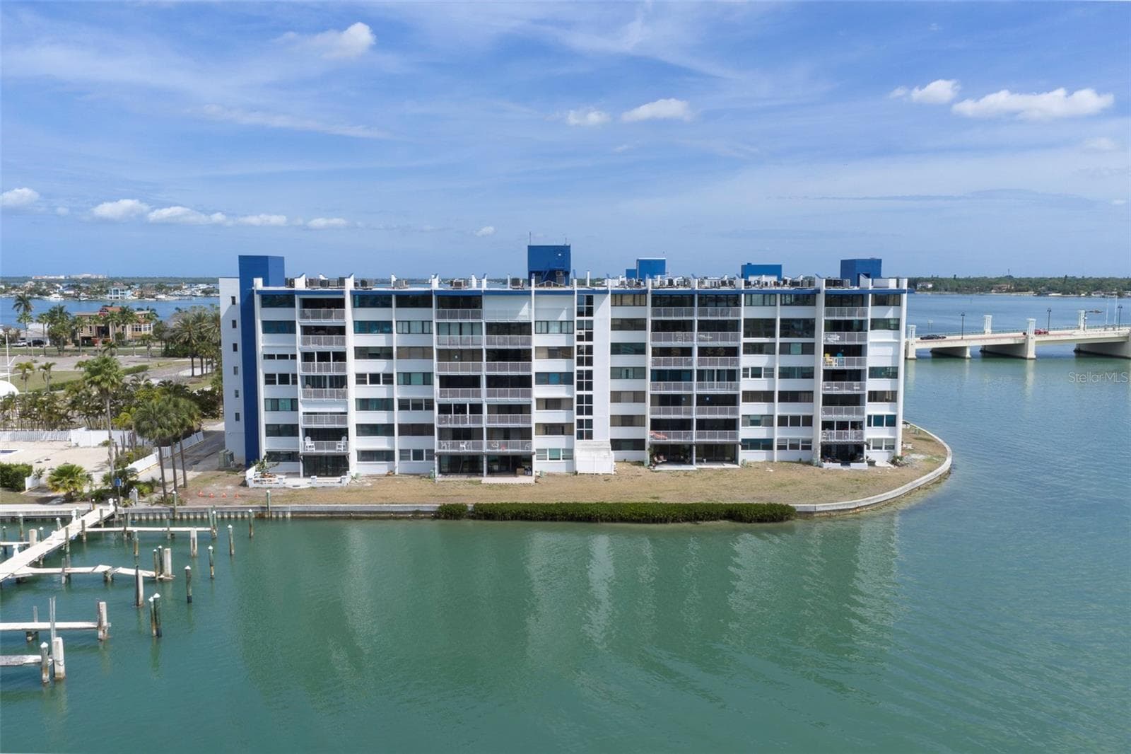 450 TREASURE ISLAND CSWY #105