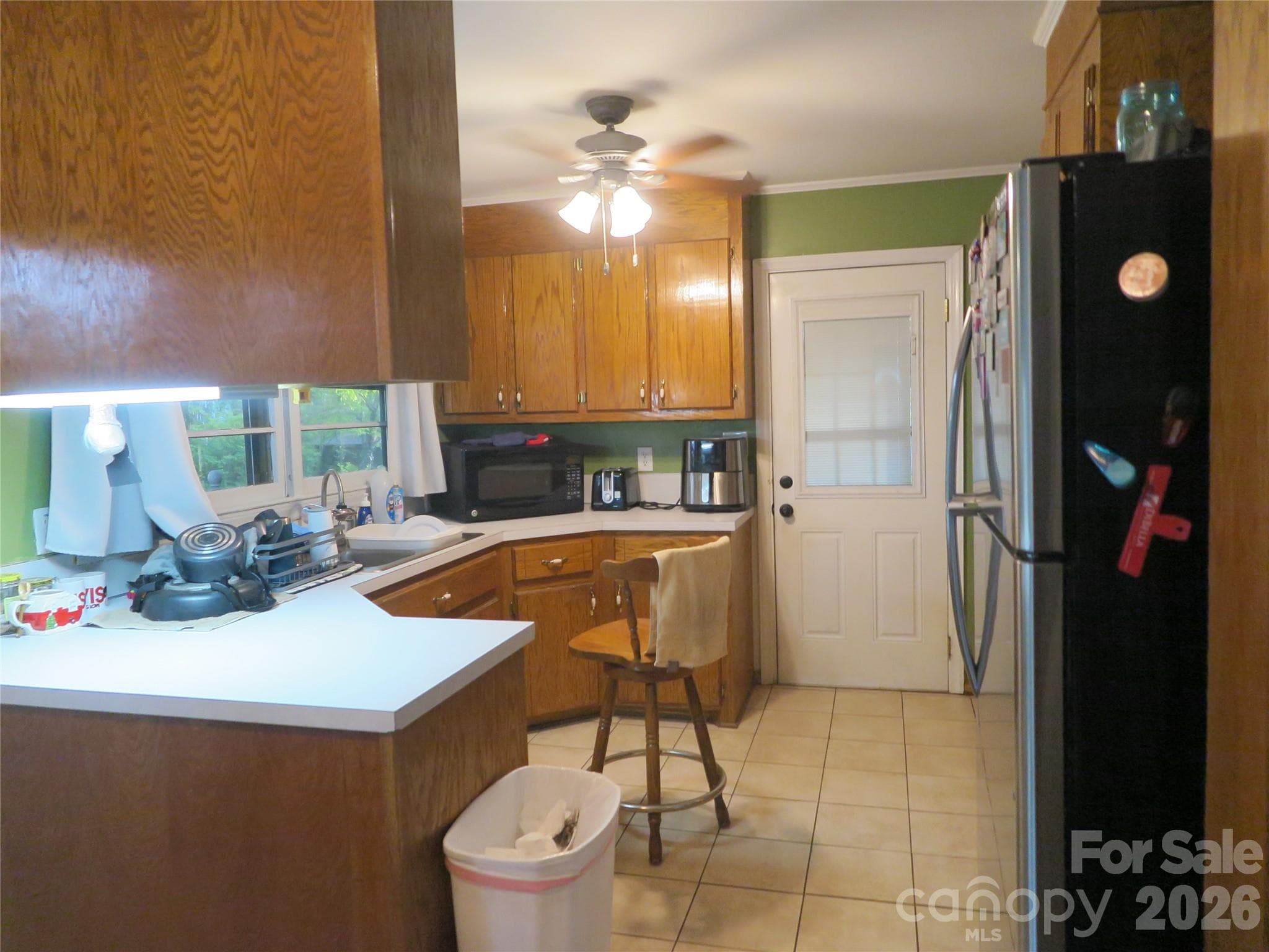 Single Family Residence at 419 S Church Street, Lowell, photo 5 of 32