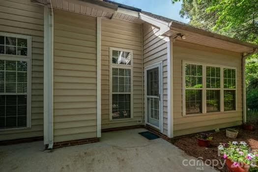 Single Family Residence at 1614 Iverness Court, Gastonia, photo 35 of 44