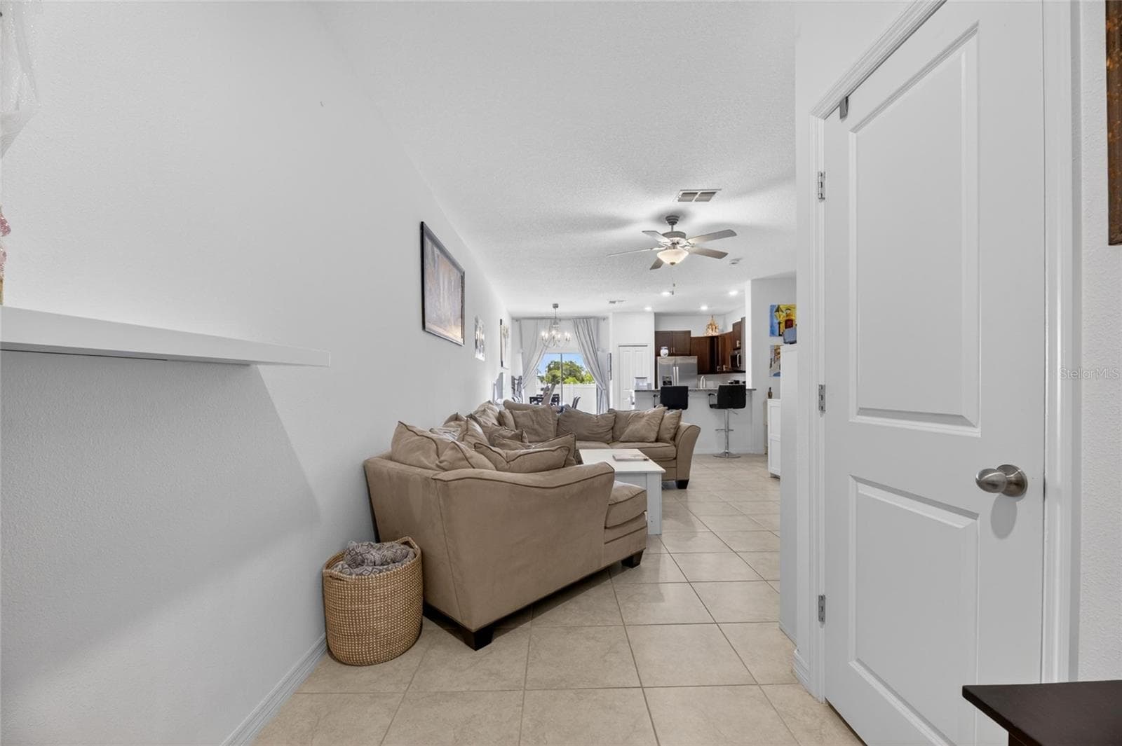 Townhouse at 5084 FORUM BLVD, HOLIDAY, photo 9 of 61